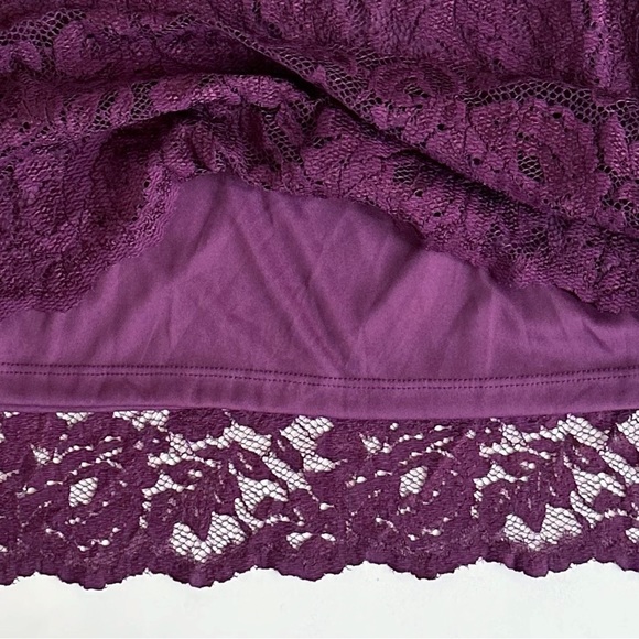 Kiyonna Plum Scalloped Lace Boudoir Dress Kiyonna Size 2 - 18/20 - Picture 10 of 12